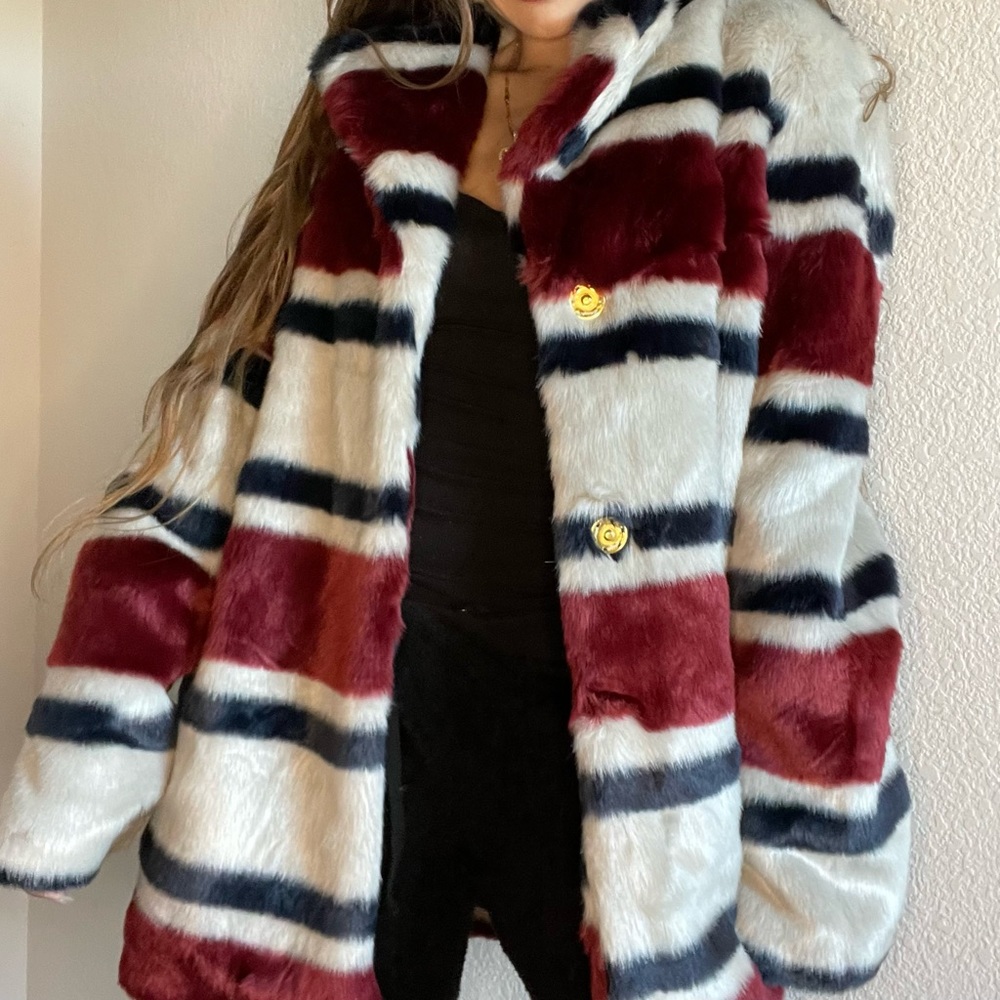 NWT JUICY COUTURE RARE FAUX FUR JACKET ✨